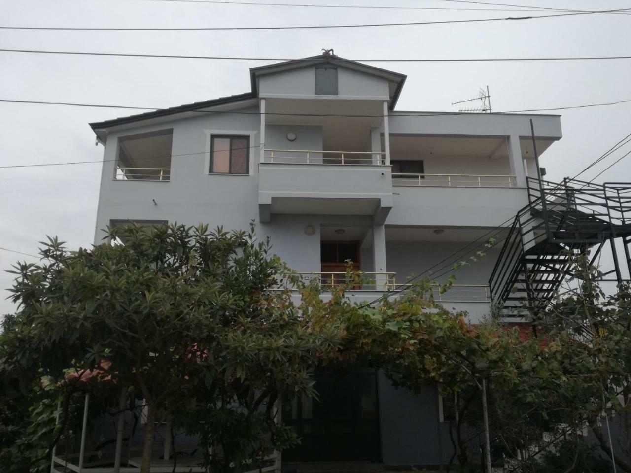 Villa Osmani Dıraç Dış mekan fotoğraf